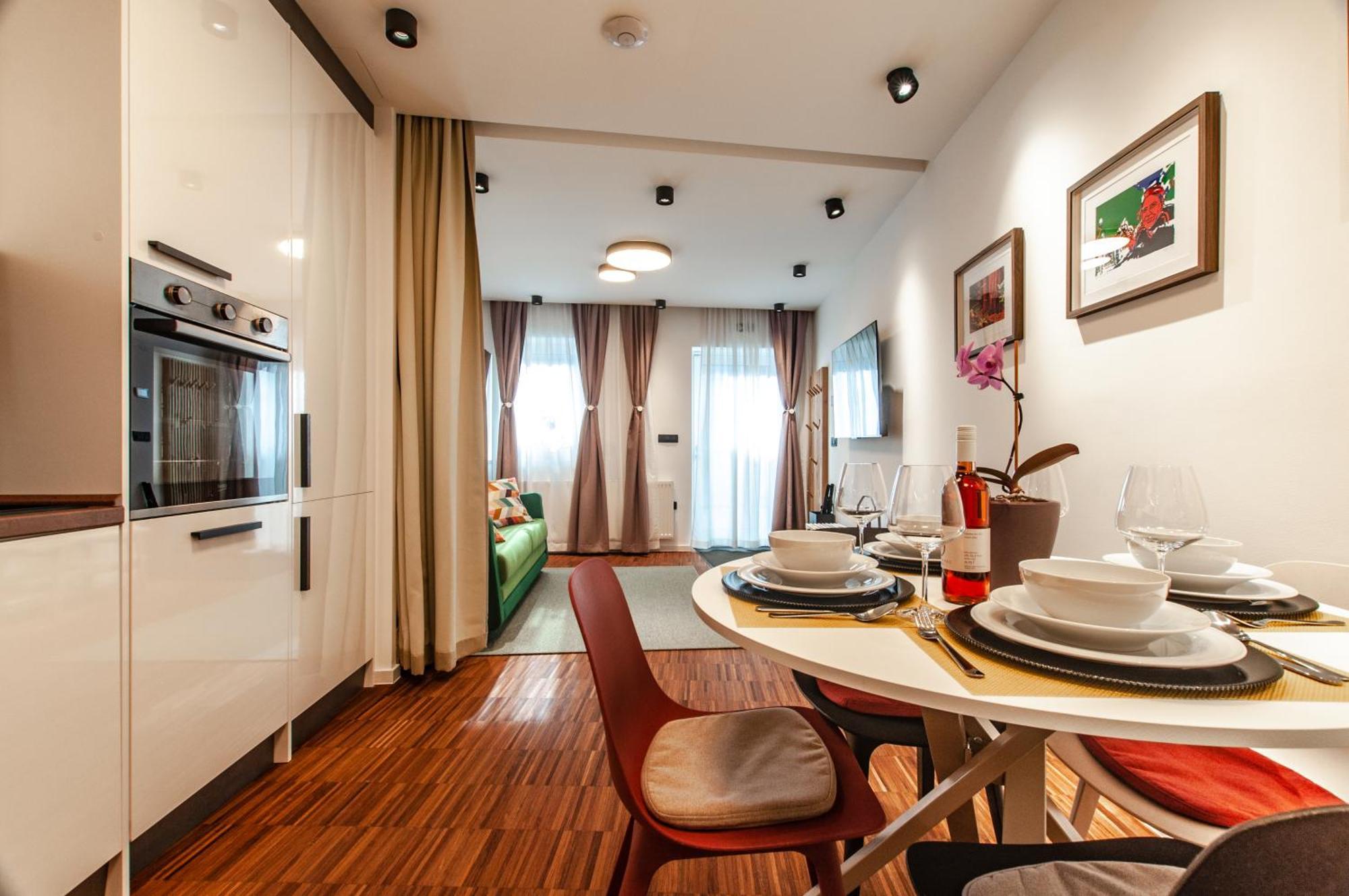 Six In The City Apartment, Laibach Exterior foto