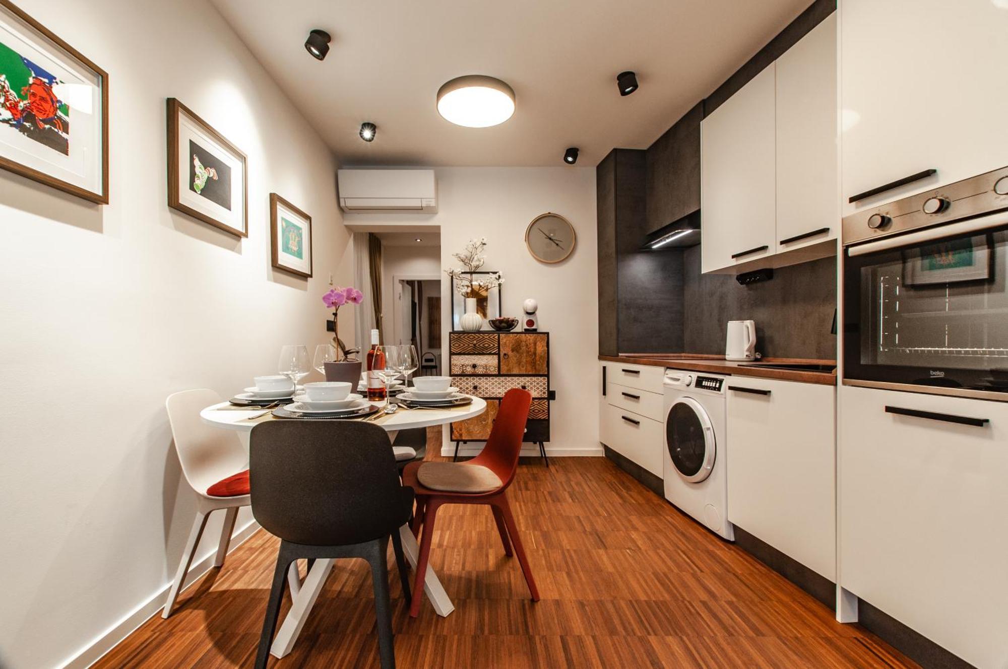 Six In The City Apartment, Laibach Exterior foto
